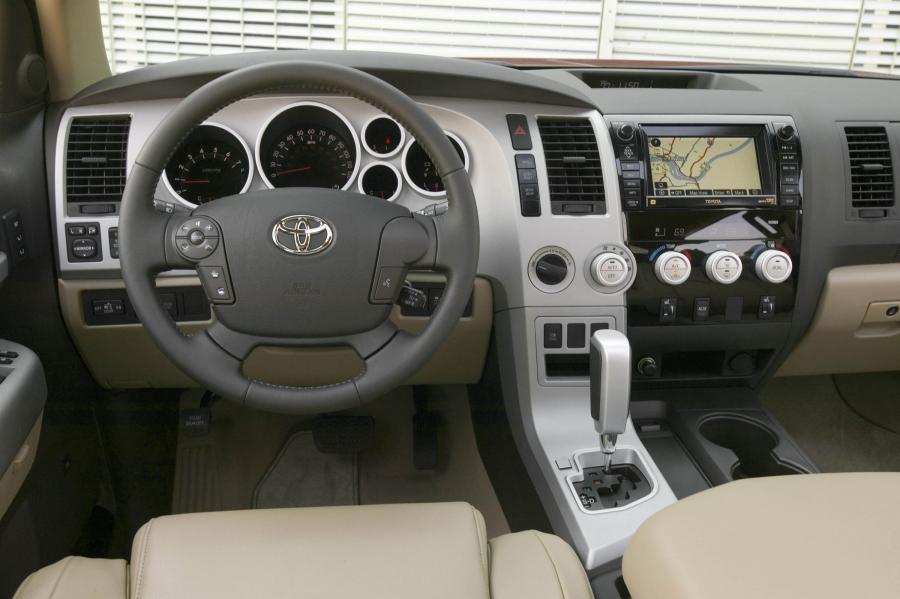  Toyota Tundra 2007 года  (фото 17 из 100)